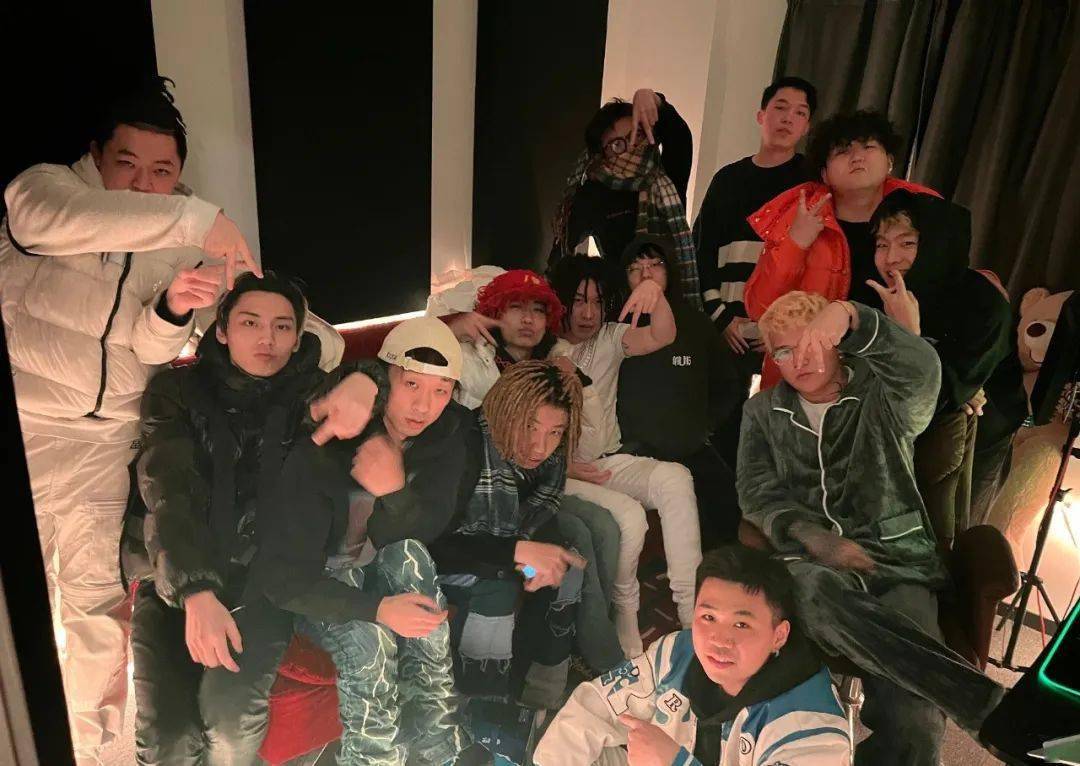 日本16岁rapper免费日本最强Rapper的舞台风采——免费视频分享-第1张图片