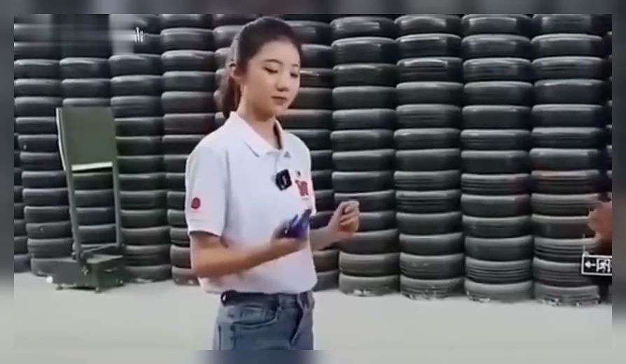 警花张津瑜头撞玻璃视频在哪里看百度网盘警花张津瑜头撞玻璃事件，真相与视频观看途径-第3张图片