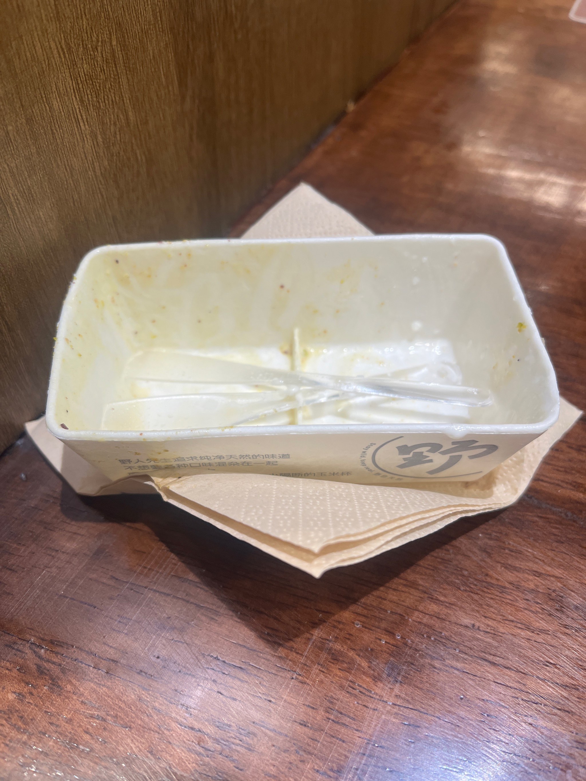 雪饼上白色的雪是啥雪饼上的白色雪，一场关于纯净与美味的探索-第3张图片