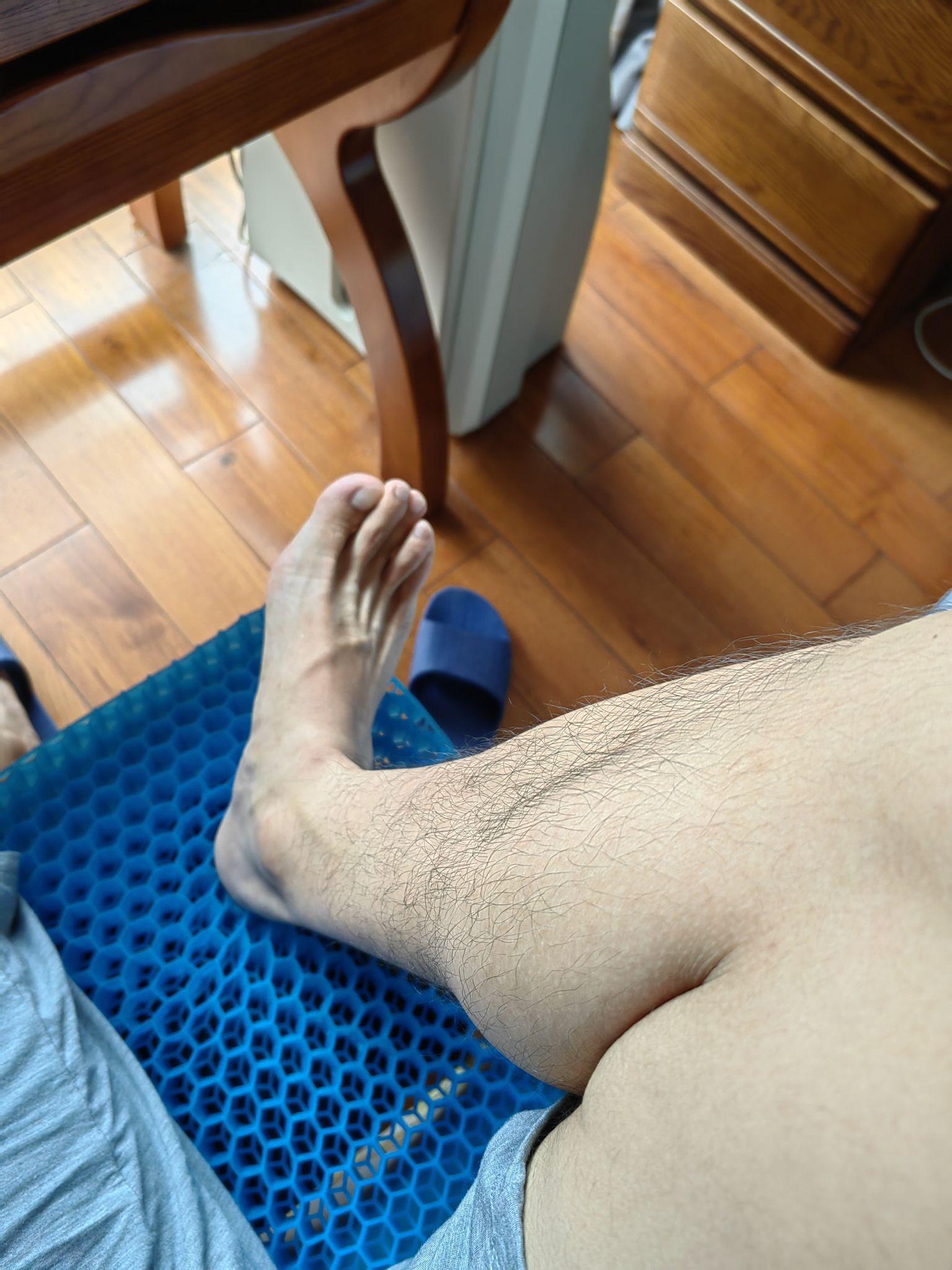 男生腿上的一次奇妙体验