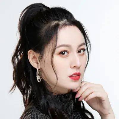 张景瑜张景瑜，一位才华横溢的艺术家-第2张图片