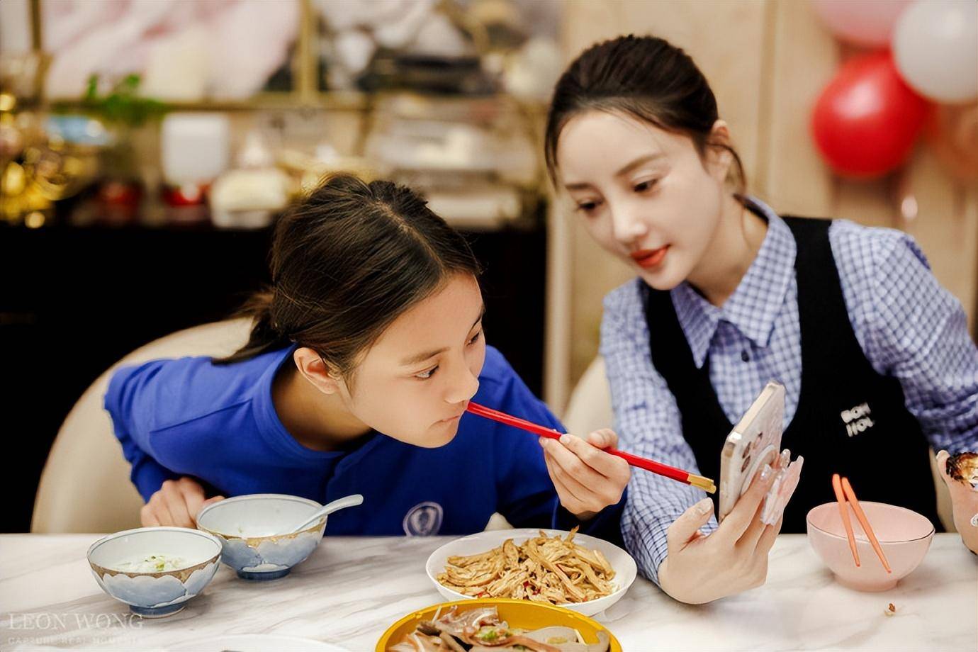 李小璐视频流出的泪李小璐视频事件，公众舆论的反思与隐私权的探讨