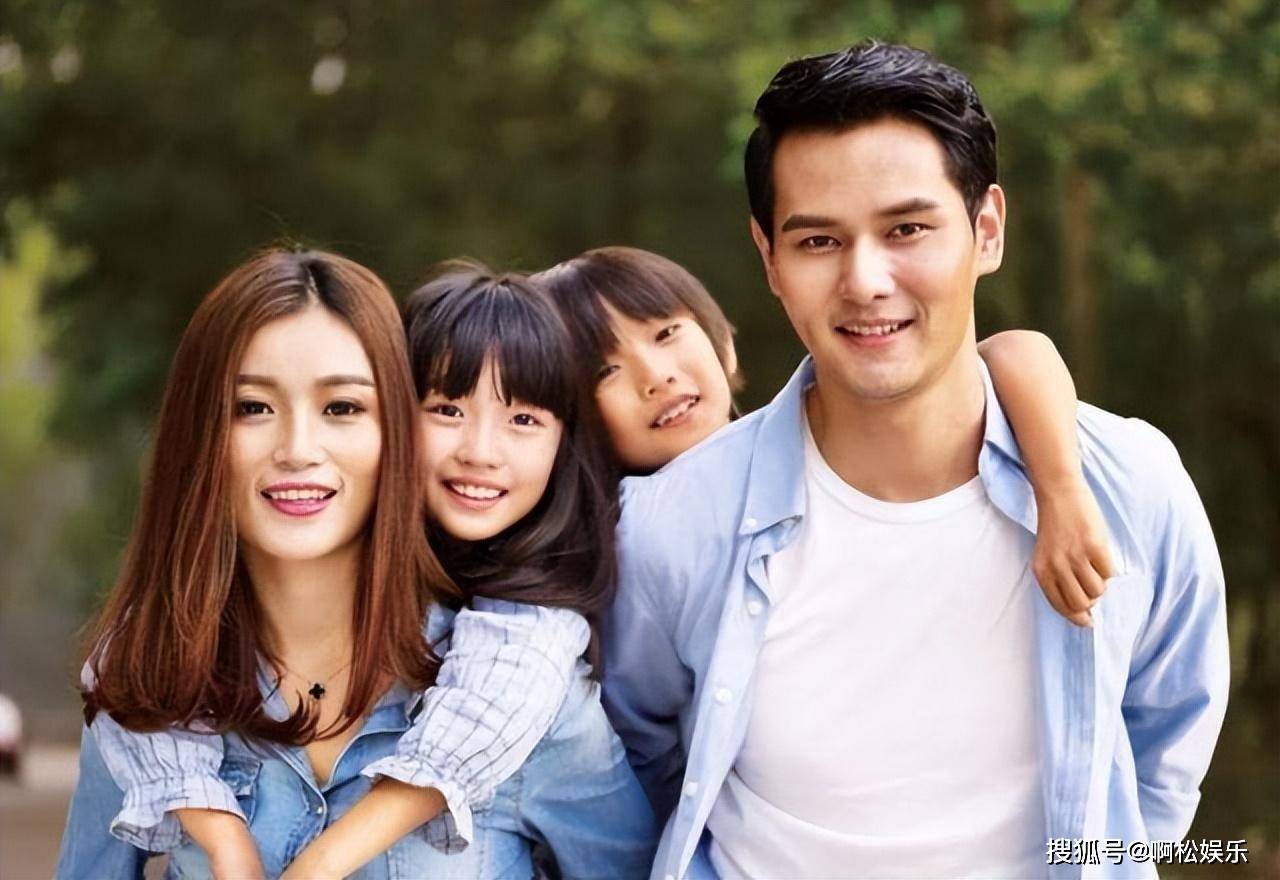 年轻的母亲4hd中文版年轻的母亲4hd中文版，现代家庭的故事与挑战-第1张图片