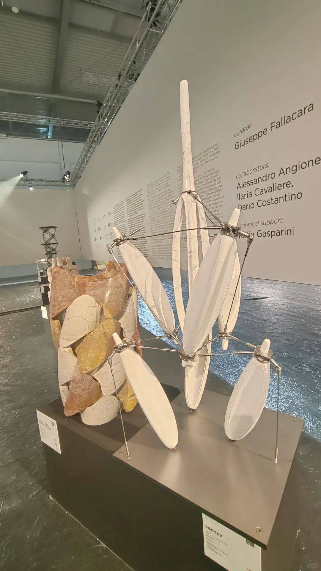 国产又粗又长又大精品A片国产影视作品探讨，粗犷、细腻与视觉盛宴的完美结合-第1张图片